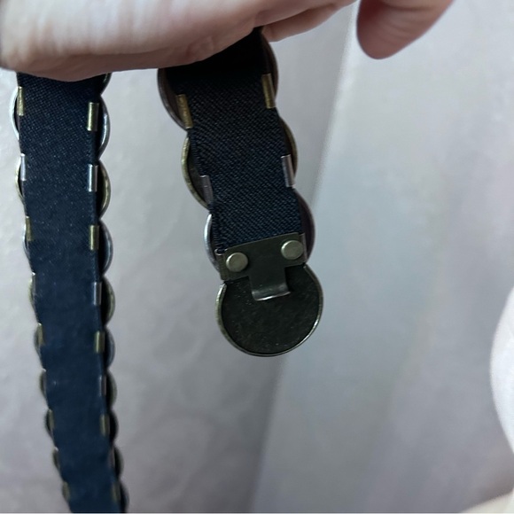 Silver gold stretch belt cosplay vintage very good condition 35” unstretched - Picture 5 of 6